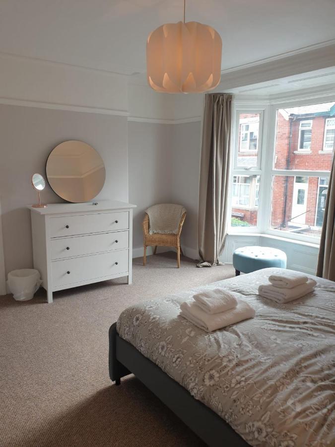 Sunset House - Whitby Townhouse Near The Sea Sleeps 8 Villa Exterior foto